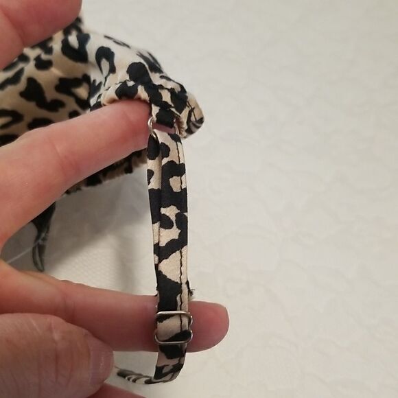 FOREVER 21 wovenTop Black and tan new with tags medium - Picture 9 of 10